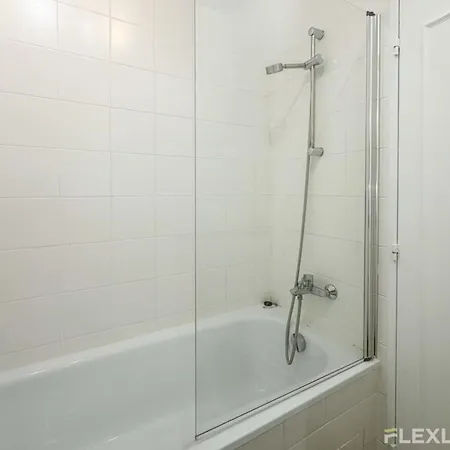 Flexliving - Whole Flat - Saint Amand Appartement Parijs